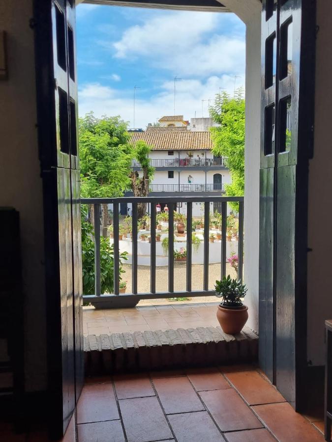 Apartamento Con Patio Sevillano Extérieur photo